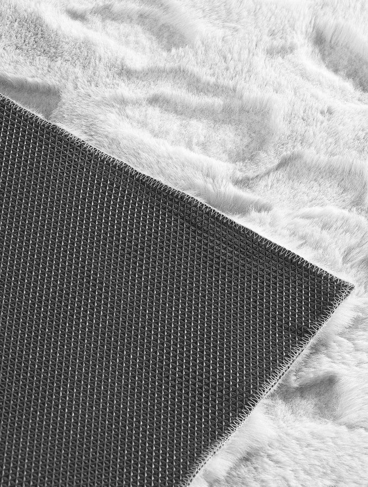 Χαλί GLACIAL WHITE ANIMAL 95 x 125 εκ. MADI |  Χαλιά Κρεβατοκάμαρας στο espiti Χαλί GLACIAL WHITE ANIMAL 95 x 125 εκ. MADI |  Χαλιά Κρεβατοκάμαρας στο espiti