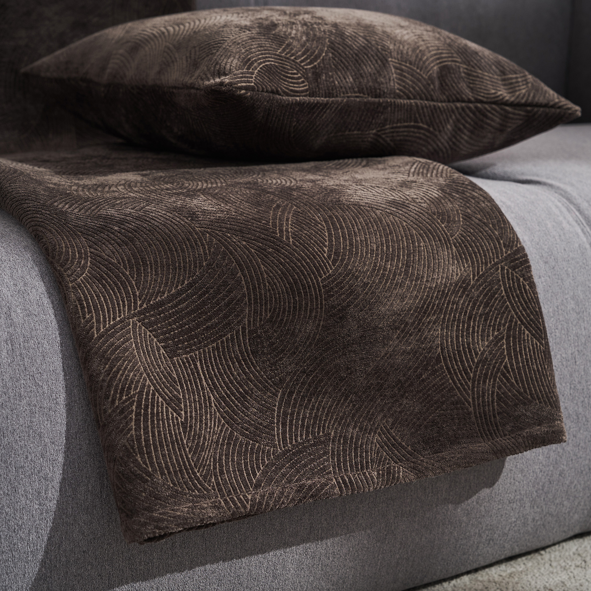 Ριχτάρι Πολυθρόνας 180x180cm GOFIS HOME  Nimbus Dark Chocolate 447/41 |  Ριχτάρια στο espiti Ριχτάρι Πολυθρόνας 180x180cm GOFIS HOME  Nimbus Dark Chocolate 447/41 |  Ριχτάρια στο espiti