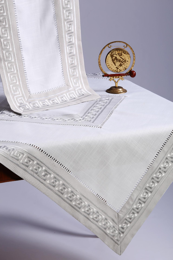 Τραπεζομάντηλο 17056 (135cm x 180cm) γκρί 6978000003191 SilkFashion |  Τραπεζομάντηλα στο espiti Τραπεζομάντηλο 17056 (135cm x 180cm) γκρί 6978000003191 SilkFashion |  Τραπεζομάντηλα στο espiti