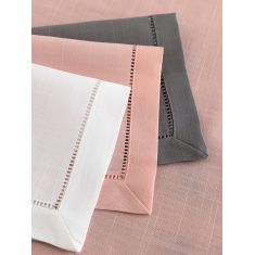 Τραπεζοκαρέ Formal Dinner 100x100 LIANA WHITE Palamaiki |  Τραβέρσες  στο espiti