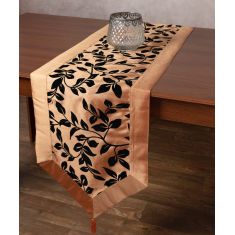Σατέν τραβέρσα 081 (40cm x 175cm) χρυσή 6978000004343 SilkFashion |  Τραπεζομάντηλα στο espiti