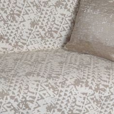 ΡΙΧΤΑΡΙ ΤΡΙΘΕΣΙΟ   ΙΝDΙGΟ 1 ΤΕΜ ΚΑΦΕ (ΧΡΩΜΑ 103-1765 ΒRΟWΝ ) 180Χ300CΜ 50%ΡC/28%CΟΤ/22%ΡΕS   ΑSLΑΝΙS |  Ριχτάρια στο espiti