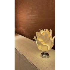 Stewehome Λευκό Φωτιστικό LED Lotus με Ασημένια Βάση Ασύρματο 24x30x30 cm 131073 |  Επιτραπέζια στο espiti