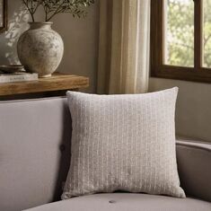 Μαξιλαροθήκη  Joliet 01 Ivory Pearl - 65x65cm δαπέδου 52019283 Teoran |  Μαξιλάρια διακοσμητικά στο espiti