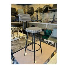 Stewehome Μπαρ καρέκλα με ύφασμα καζαγιά 65 cm για τραπέζια 90 έως 99 cm Μαύρο 46007355 |  Σκαμπώ μπαρ στο espiti