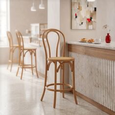 Σκαμπό μπαρ Thonet pakoworld φυσικό ξύλο οξιάς-έδρα φυσικό rattan 41x50x105εκ |  Σκαμπώ στο espiti