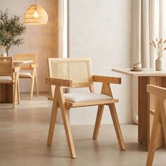 Πολυθρόνα Winslow pakoworld rubberwood σε φυσική απόχρωση-ύφασμα λευκό 51x55x80εκ |  Πολυθρόνες τραπεζαρίας στο espiti