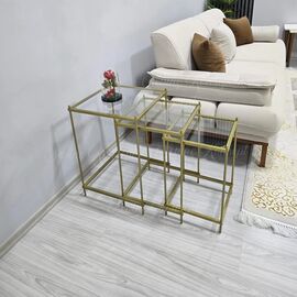 Stewehome Σετ 3 τετράγωνων βοηθητικών τραπεζιών με χρυσή μεταλλική βάση 41x61x61 cm 891723 |  Τραπεζάκια βοηθητικά στο espiti