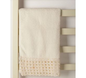 Πετσέτα Προσώπου (50cm x 100cm) με δαντέλα ivory 5206978162145 SilkFashion |  Σετ Πετσέτες στο espiti