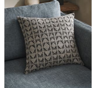 Μαξιλαροθήκη 50x50cm GOFIS HOME  Indira Ash Beige/ Black 258/13 |  Μαξιλάρια διακοσμητικά στο espiti