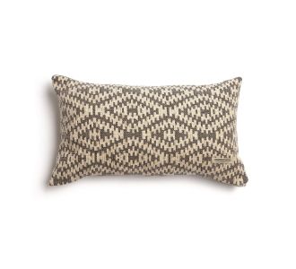 ΔΙΑΚΟΣΜΗΤΙΚΗ ΜΑΞΙΛΑΡΟΘΗΚΗ    ΑΚRΙΤΑS 1ΤΕΜ ΜΠΕΖ/ΑΜΜΟΥ (2 ) 30Χ50CΜ CLΑSSΙC ΣΕΝΙΛ ΖΑΚΑΡ   ΑSLΑΝΙS ΗΟΜΕ |  Μαξιλάρια διακοσμητικά στο espiti