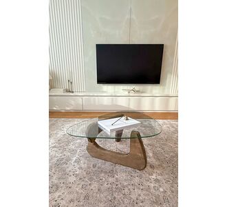 Stewehome Τραπεζάκι Σαλονιού Μοντέρνο με Γυαλί &amp; Ξύλινη Βάση -καρυδιάς 90x65x30 cm 904104 |  Τραπεζάκια σαλονιού στο espiti
