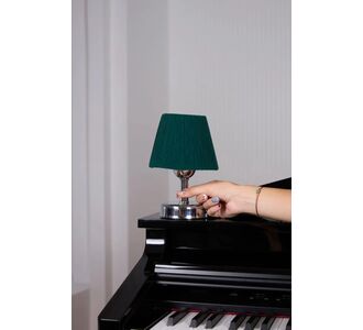 Stewehome Ασύρματο επιτραπέζιο φωτιστικό από βελούδο και σουέτ με ασημί βάση Πράσινο 59894898 |  Επιτραπέζια στο espiti